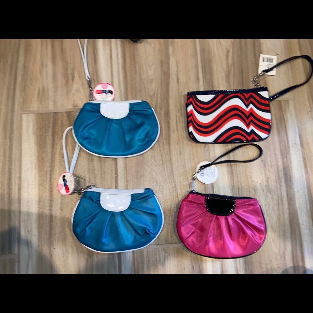 WRISTLET BUNDLE